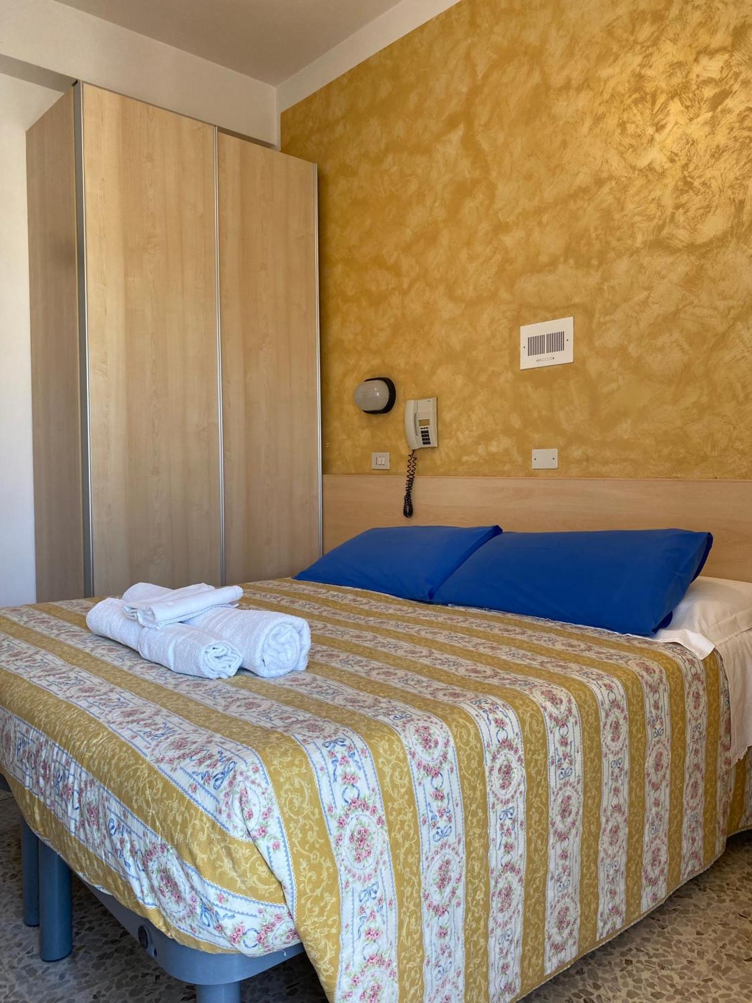 Hotel Loretta Rimini Ngoại thất bức ảnh