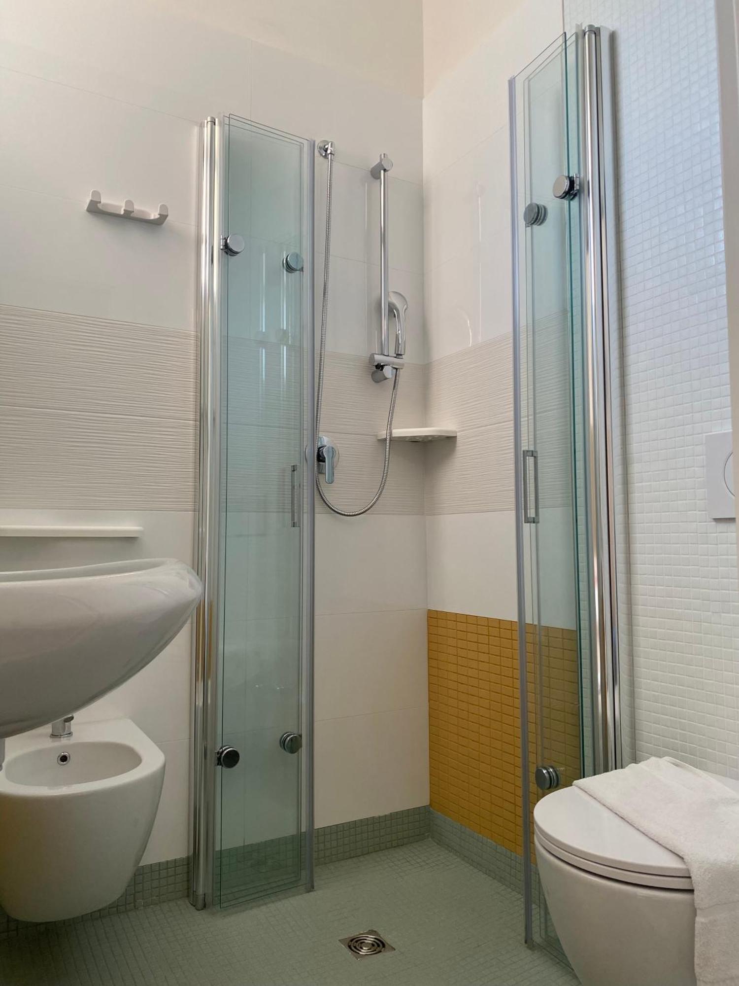 Hotel Loretta Rimini Ngoại thất bức ảnh