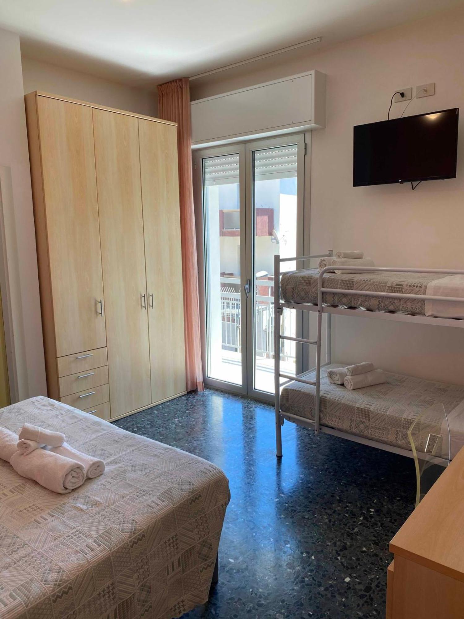Hotel Loretta Rimini Ngoại thất bức ảnh